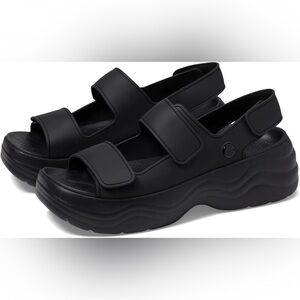 Crocs Black Skyline Sandal - Size 10/11, 41/42 NIP